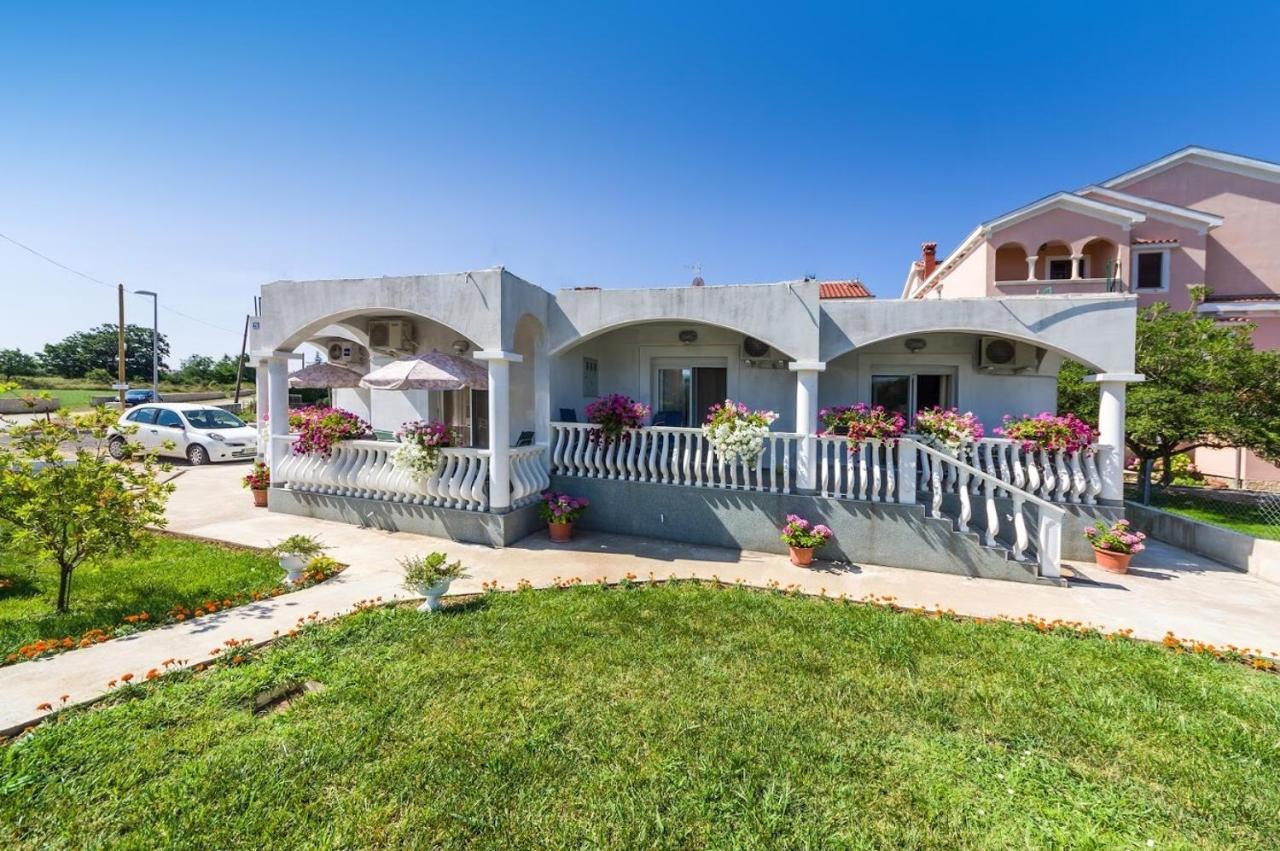 Apartments With A Parking Space Zaton, Zadar - 15000 Zaton  Extérieur photo